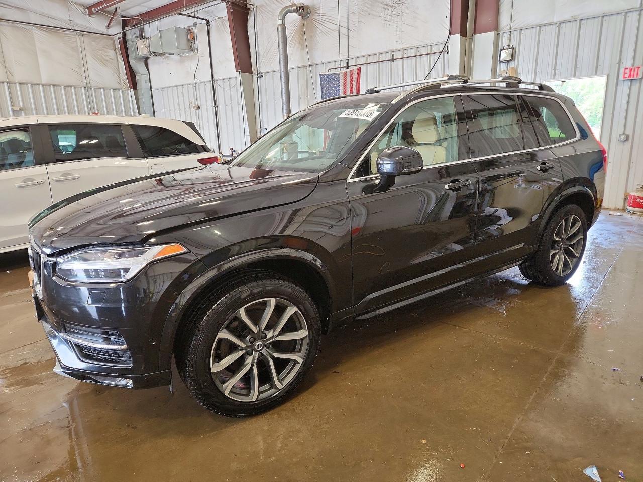 2016 VOLVO XC90