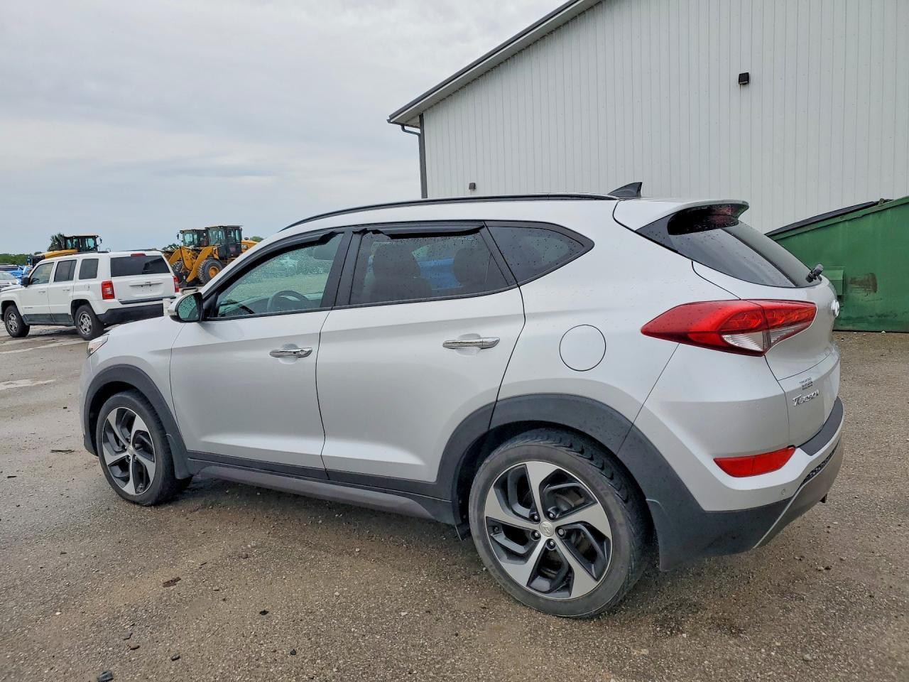 2016 HYUNDAI TUCSON