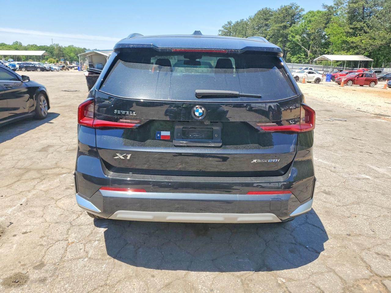 2024 BMW X1