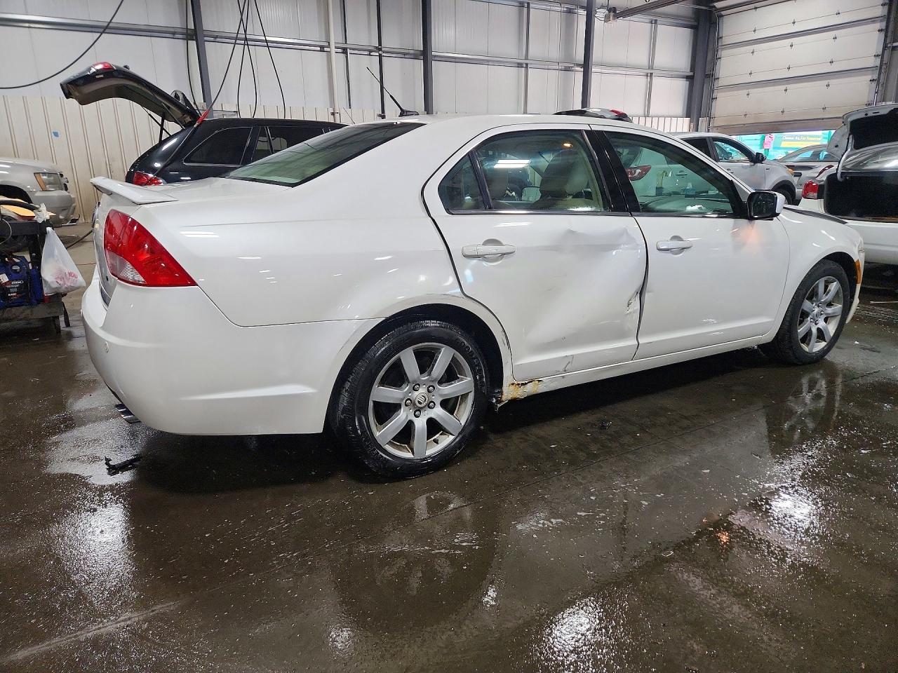 2010 MERCURY Milan