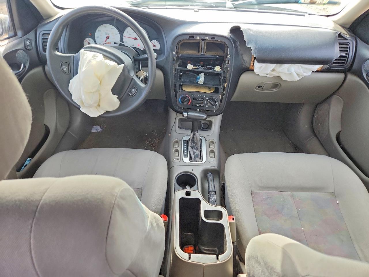 2003 SATURN L200