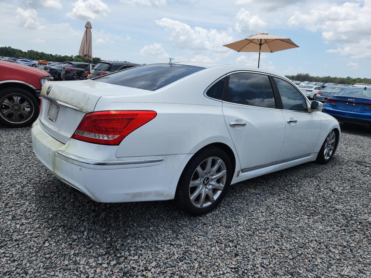 2013 HYUNDAI Equus