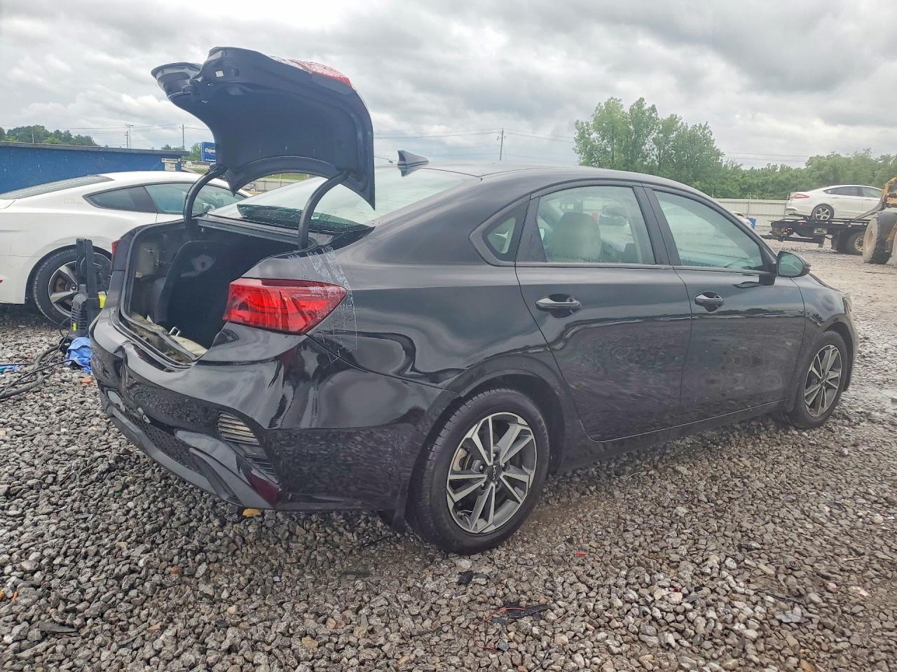 2022 KIA FORTE
