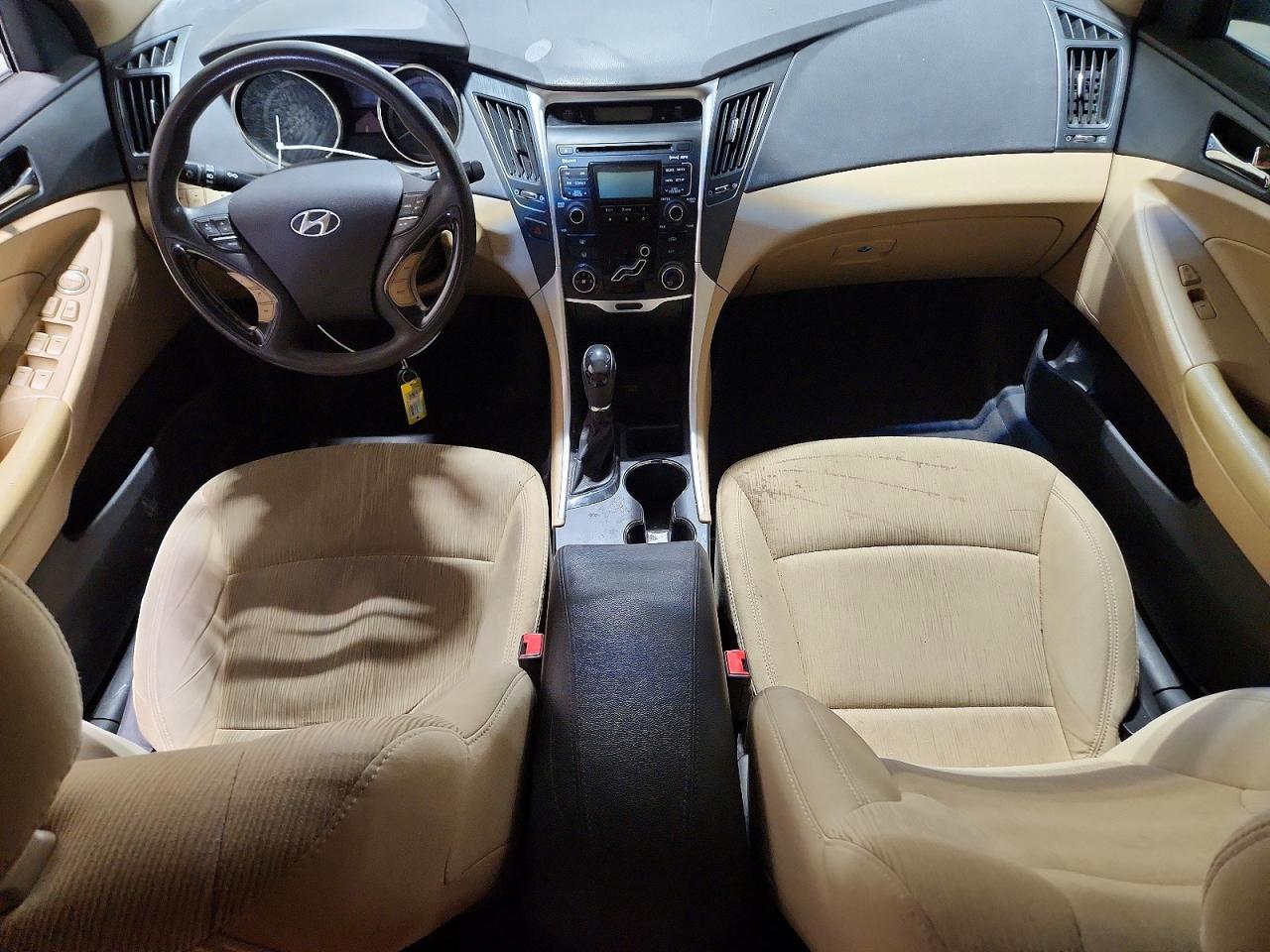 2011 HYUNDAI SONATA