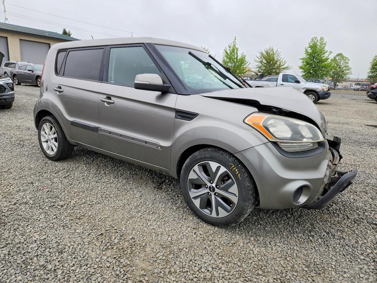 2013 KIA SOUL
