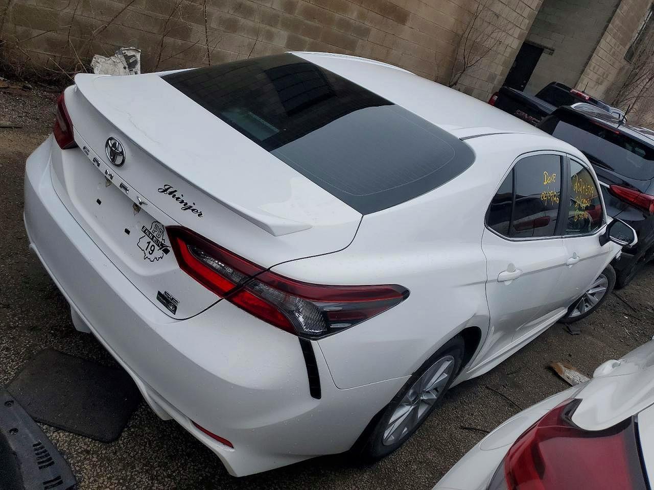 2021 TOYOTA CAMRY