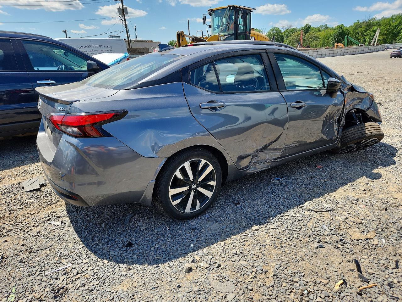 2022 NISSAN VERSA