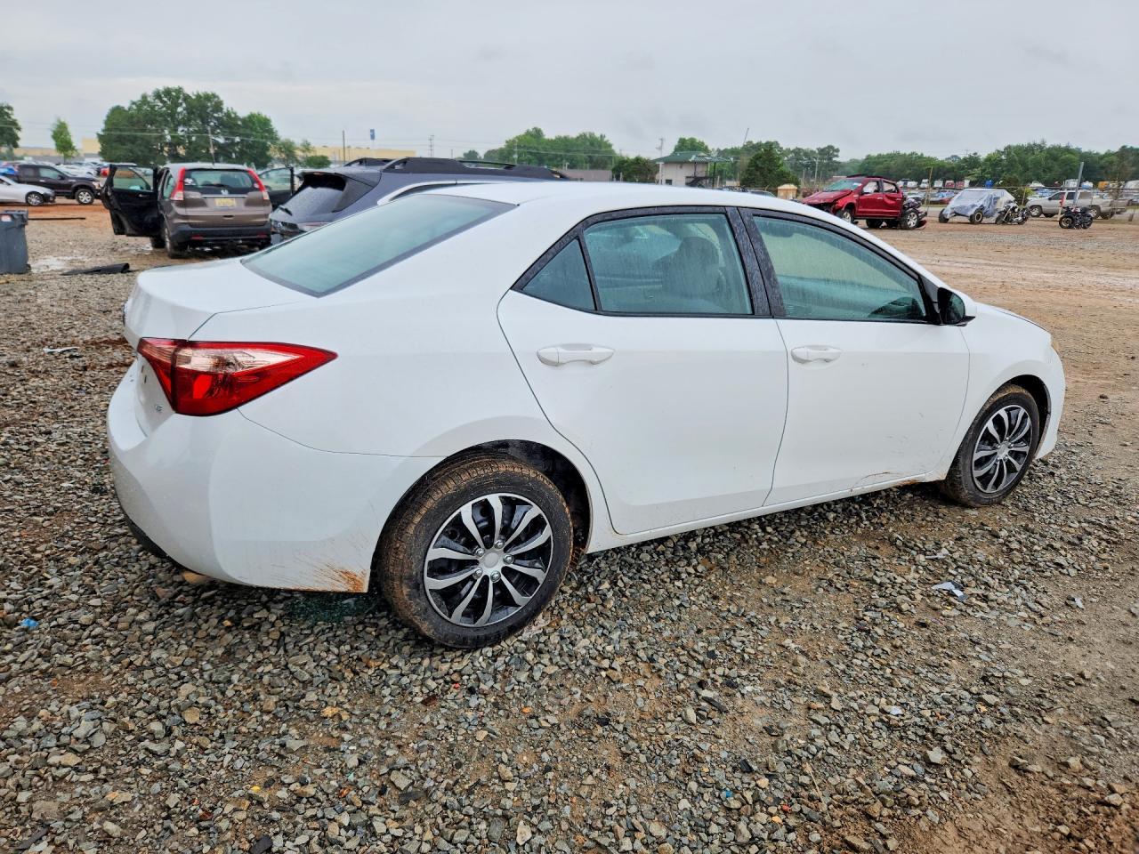 2017 TOYOTA COROLLA