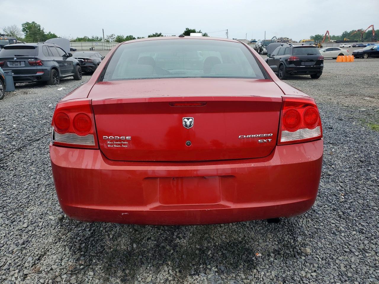 2010 DODGE CHARGER