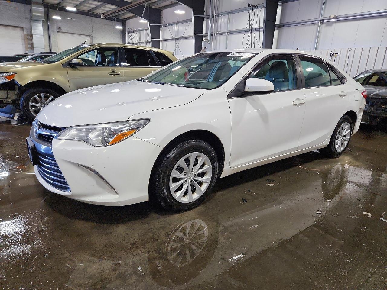 2017 TOYOTA CAMRY