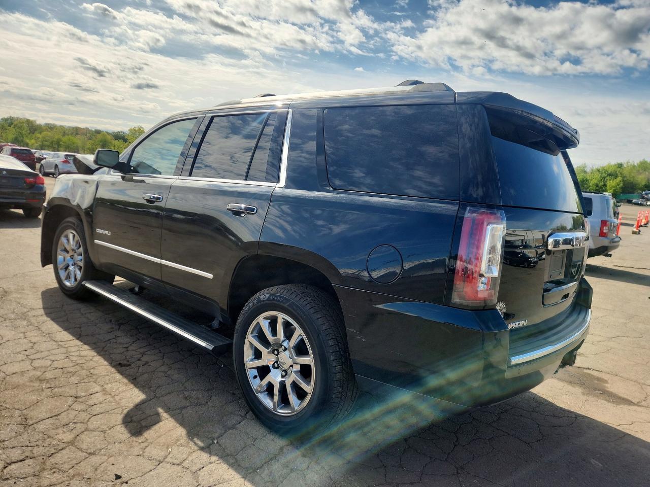 2015 GMC Yukon
