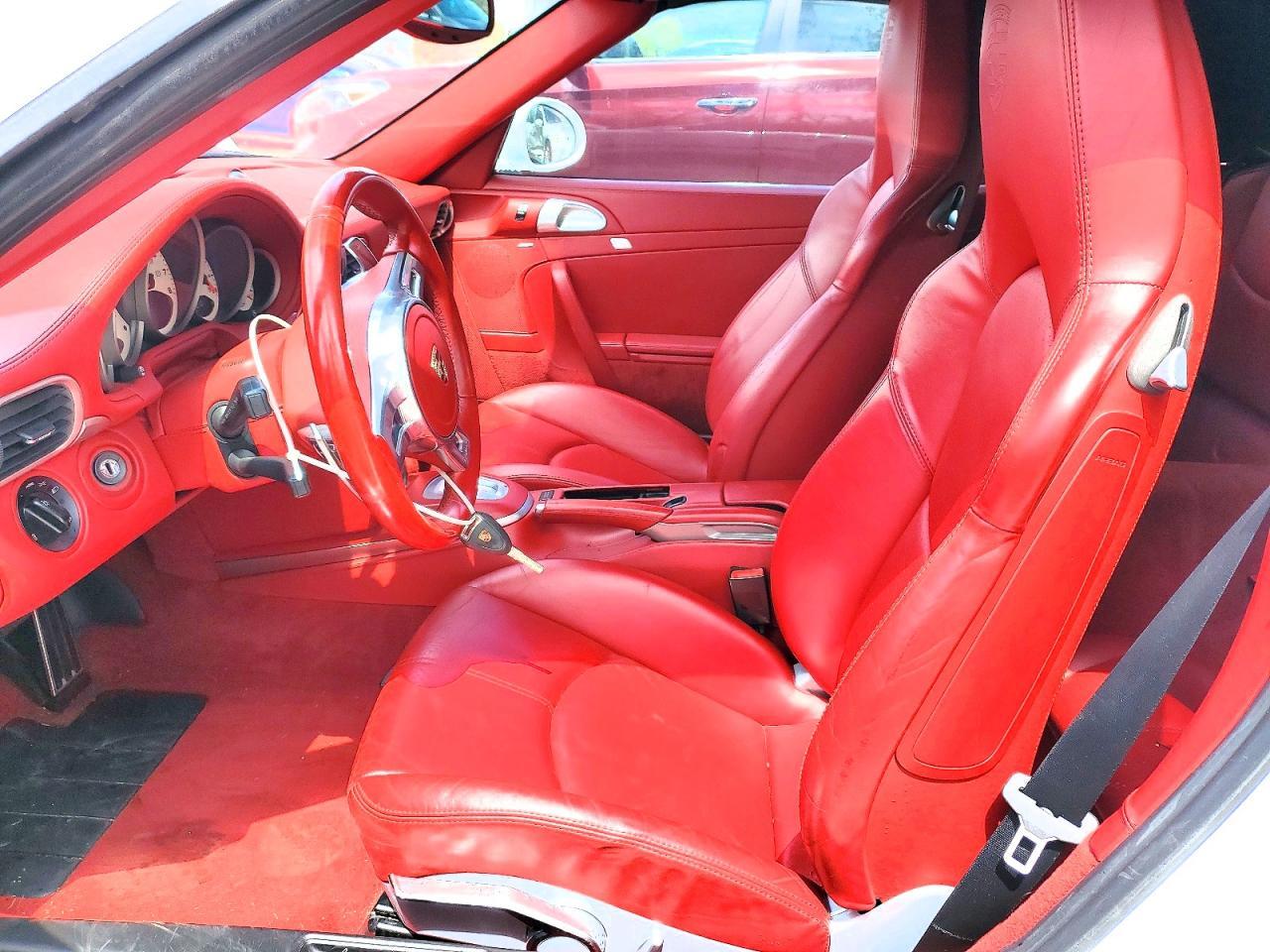 2012 PORSCHE 911