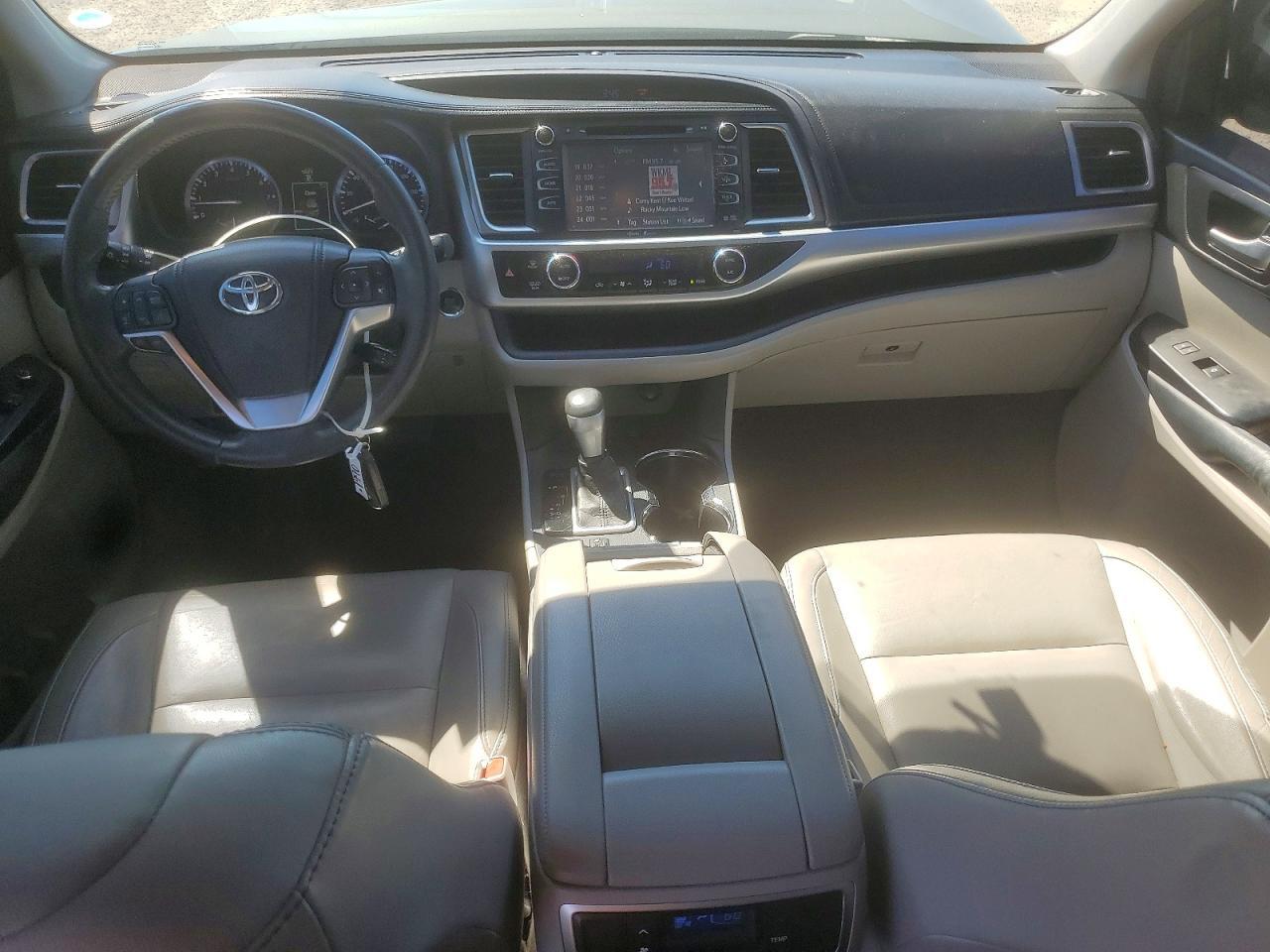 2015 TOYOTA HIGHLANDER