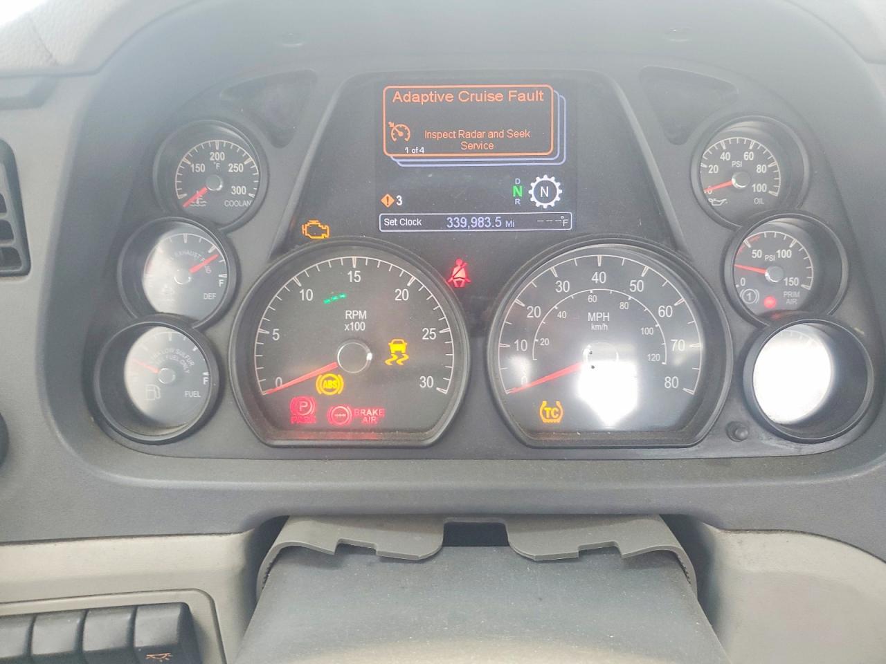 2022 PETERBILT 579