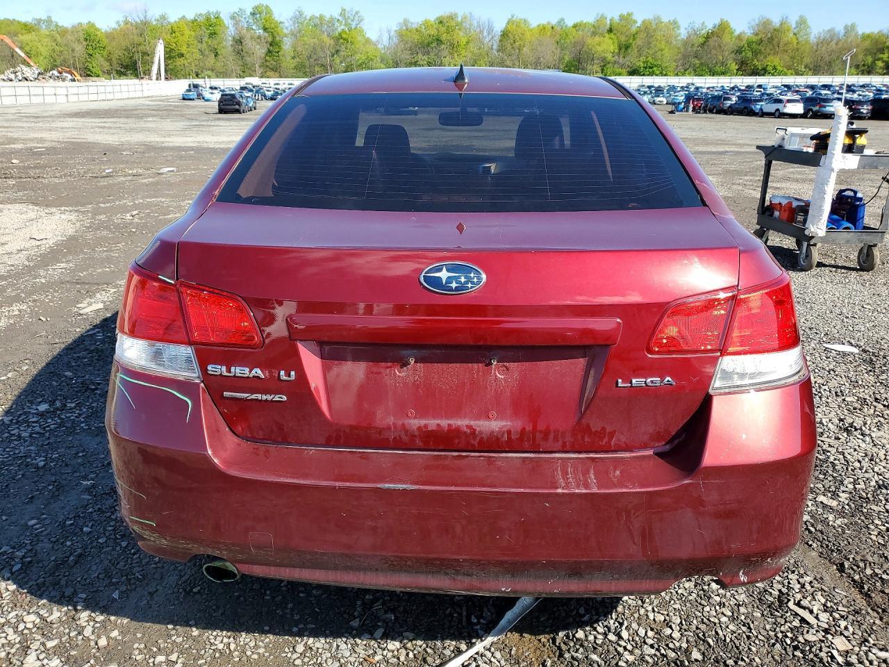 2012 SUBARU Legacy