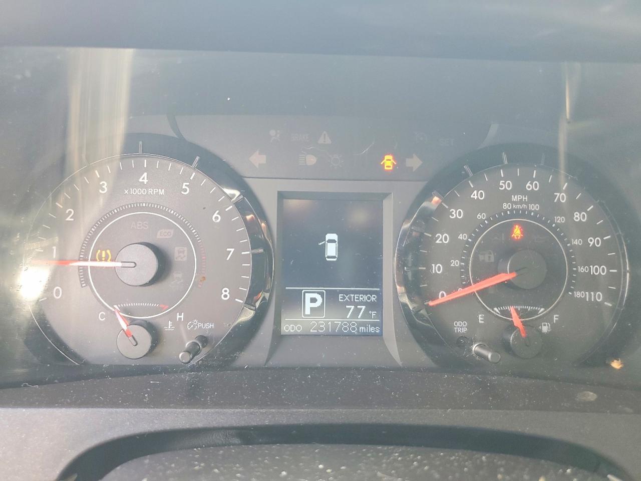 2015 TOYOTA SIENNA