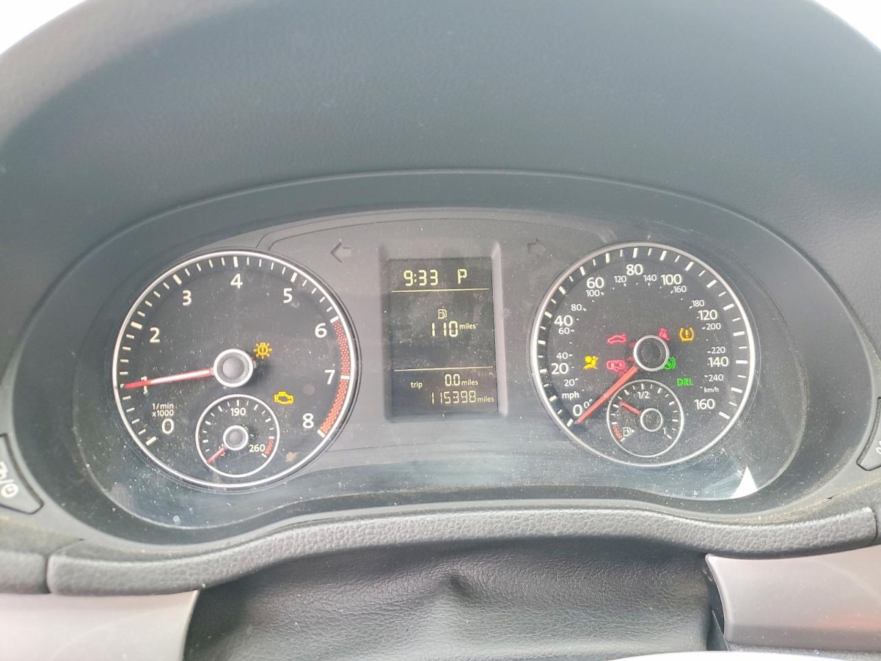 2015 VOLKSWAGEN Passat