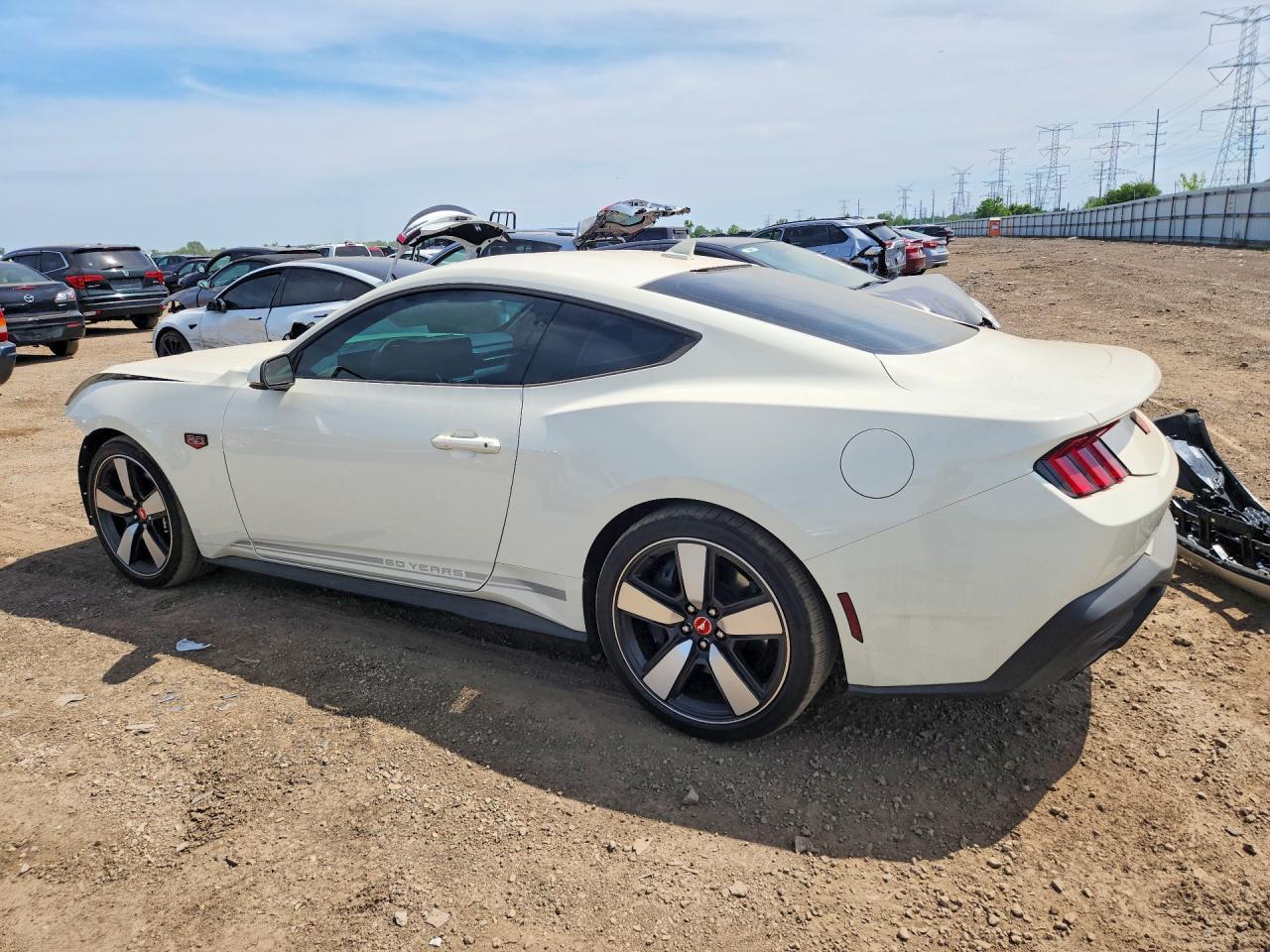 2025 FORD MUSTANG