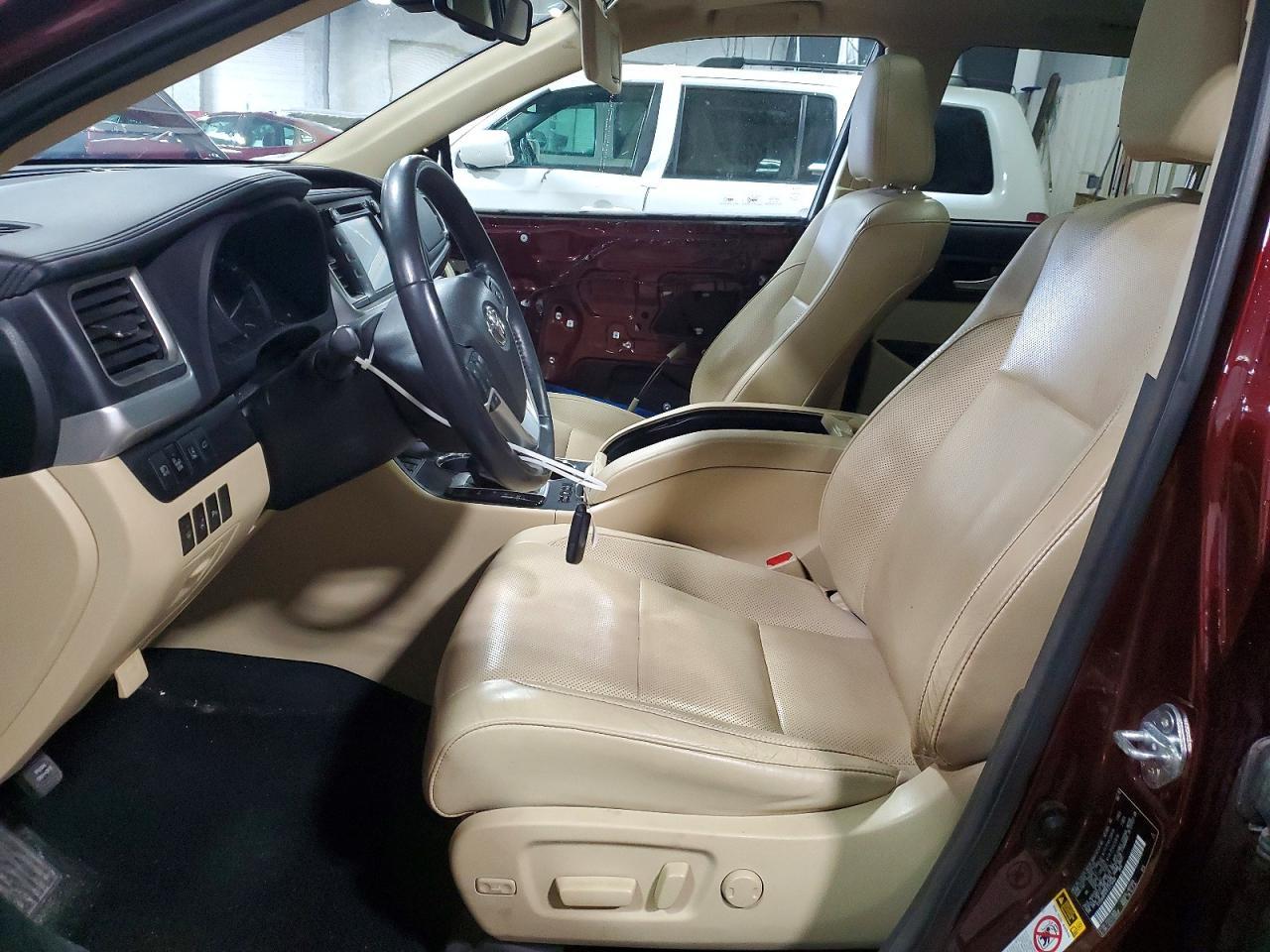 2015 TOYOTA HIGHLANDER