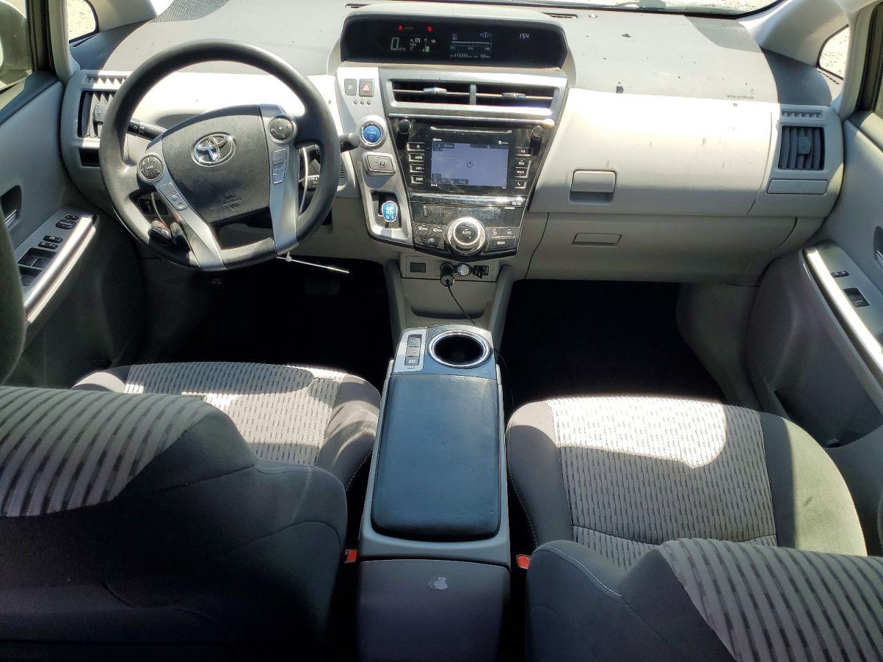 2016 TOYOTA PRIUS V
