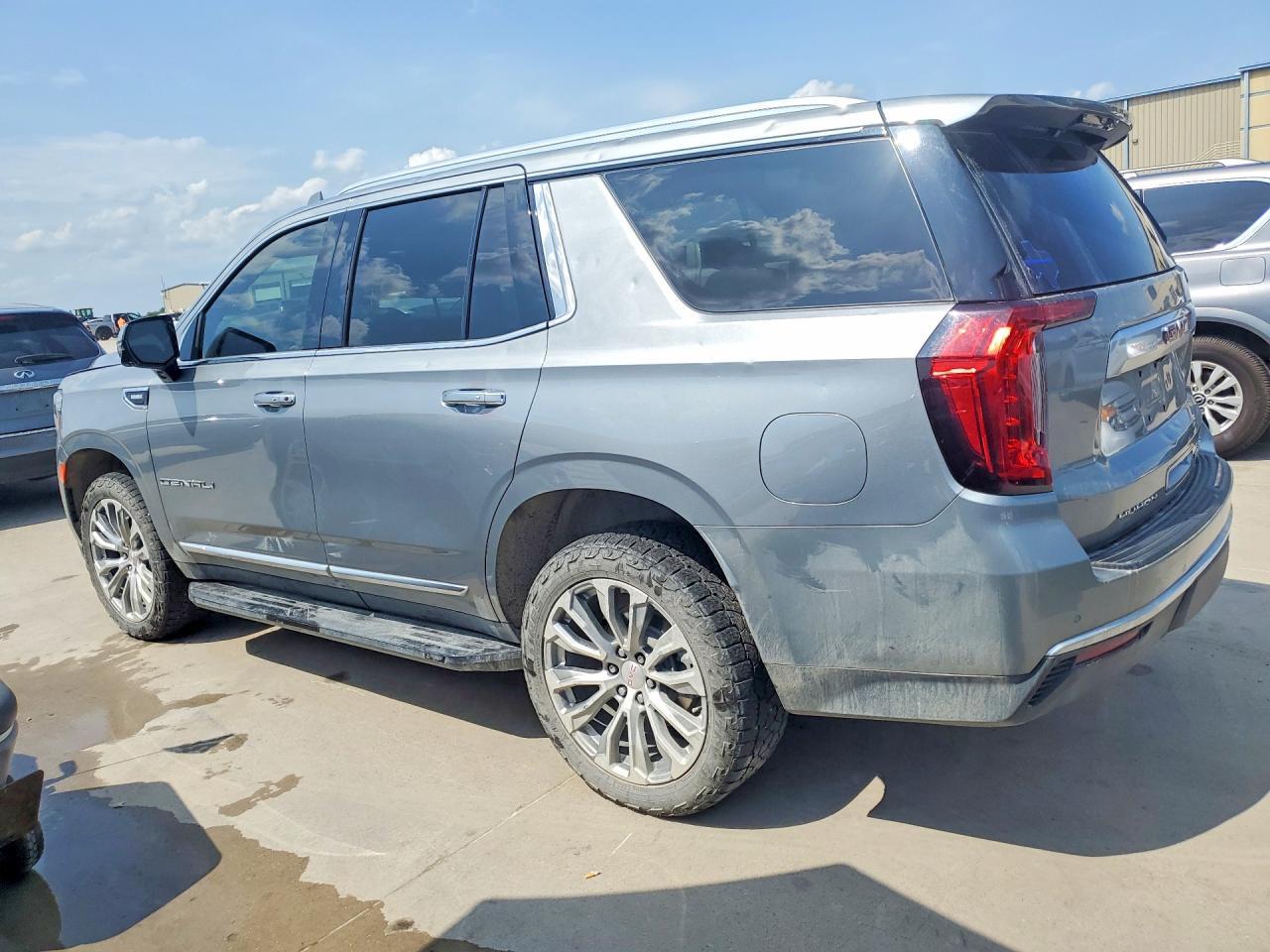 2024 GMC Yukon
