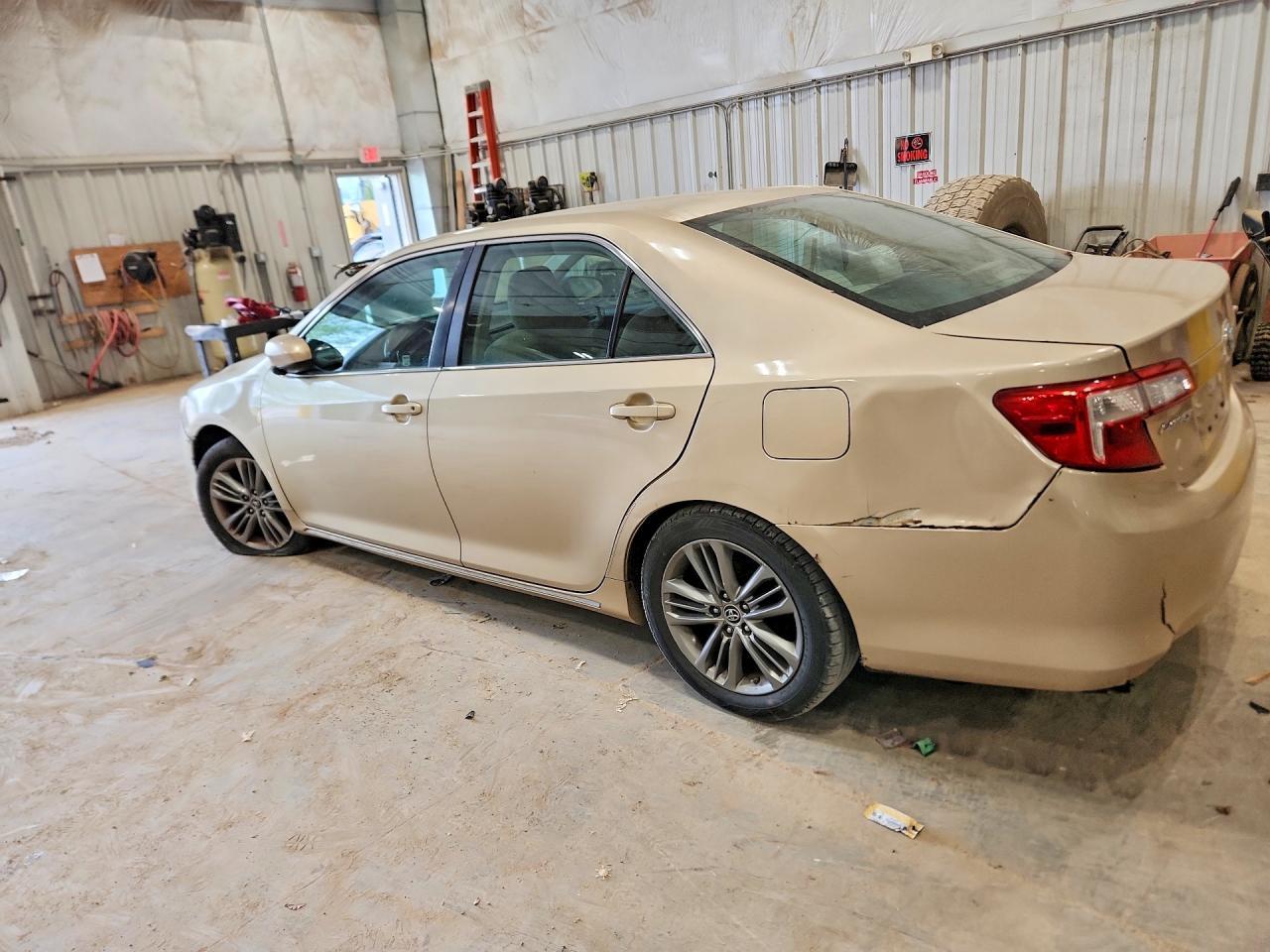 2012 TOYOTA CAMRY