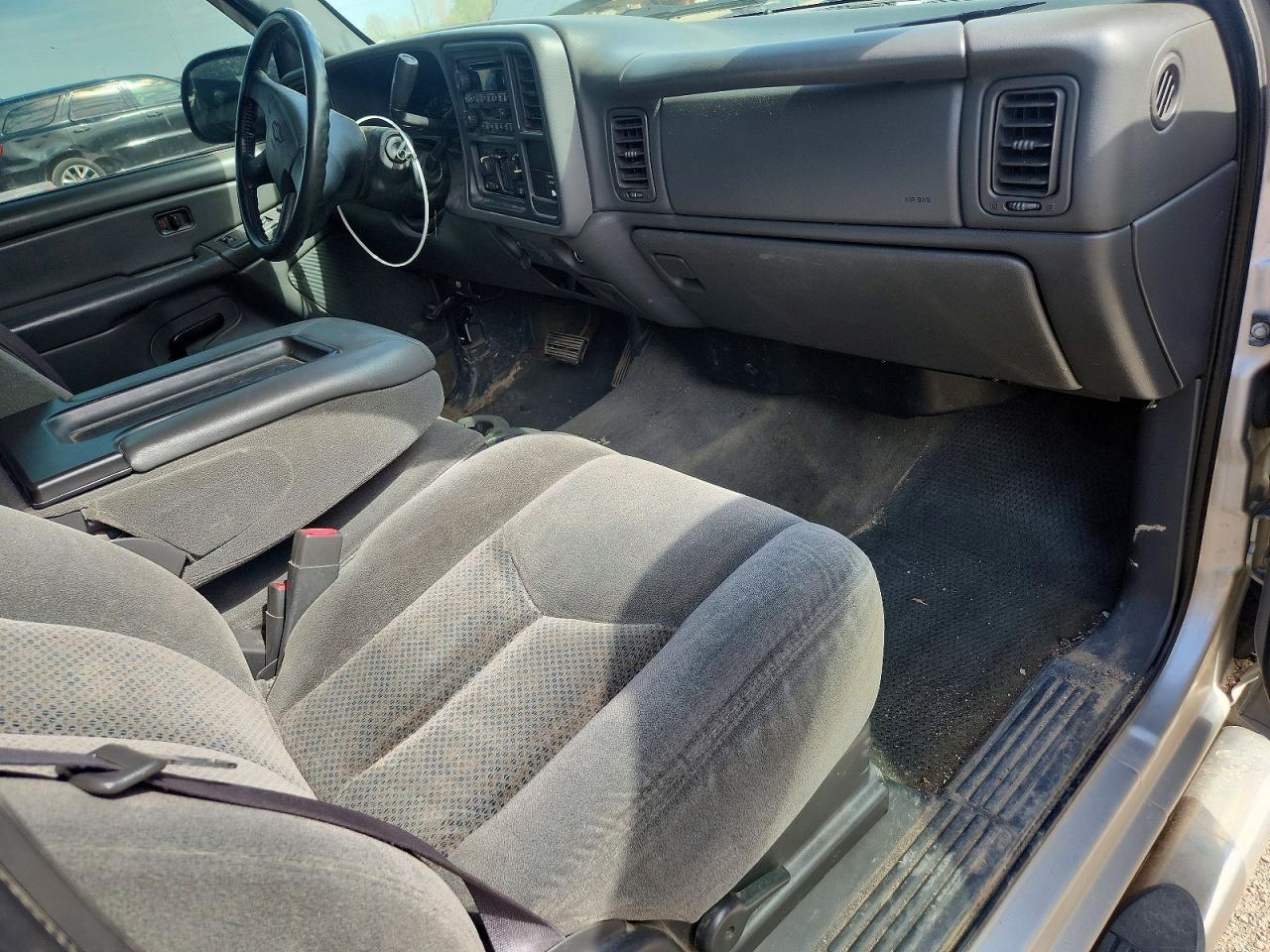 2004 CHEVROLET Silverado
