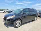 2014 TOYOTA SIENNA