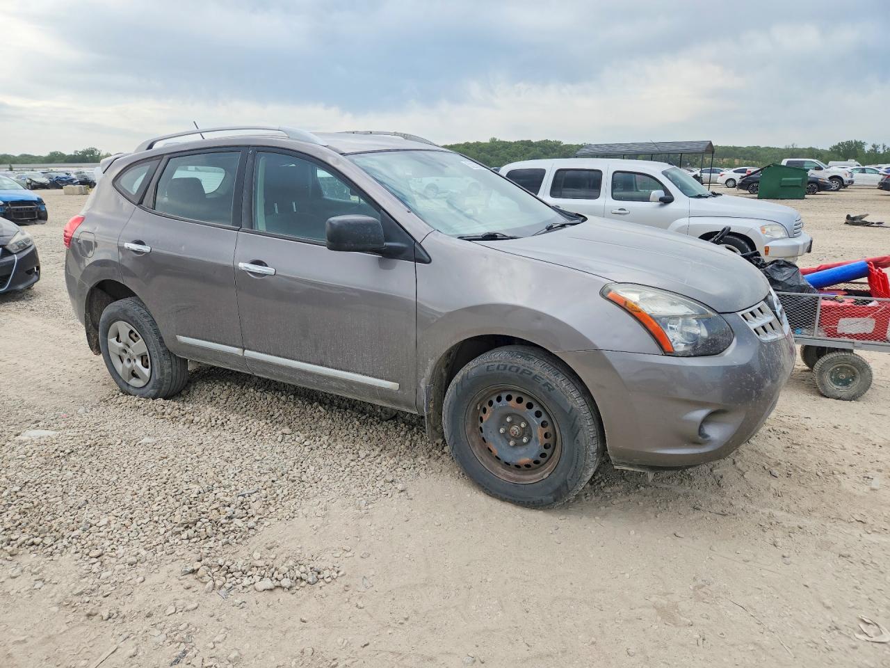 2015 NISSAN ROGUE