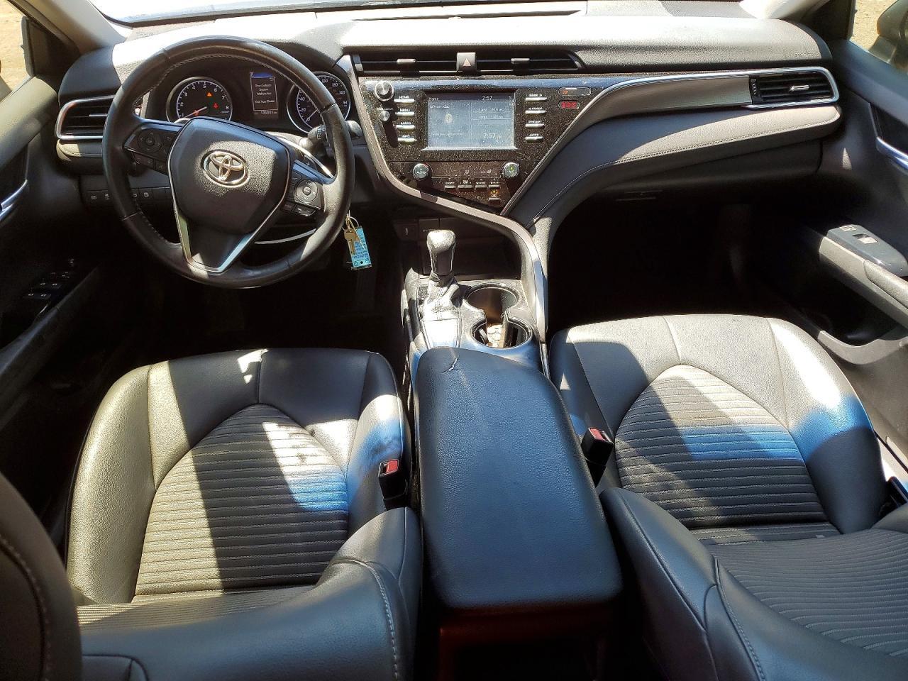 2018 TOYOTA CAMRY
