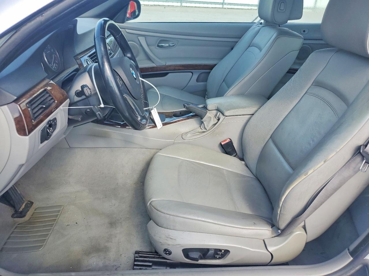 2011 BMW 3 SERIES