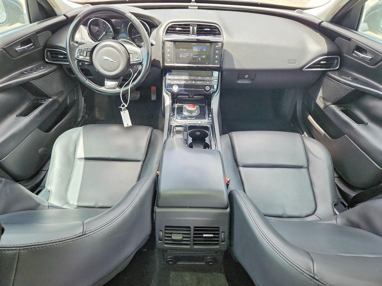 2018 JAGUAR XE