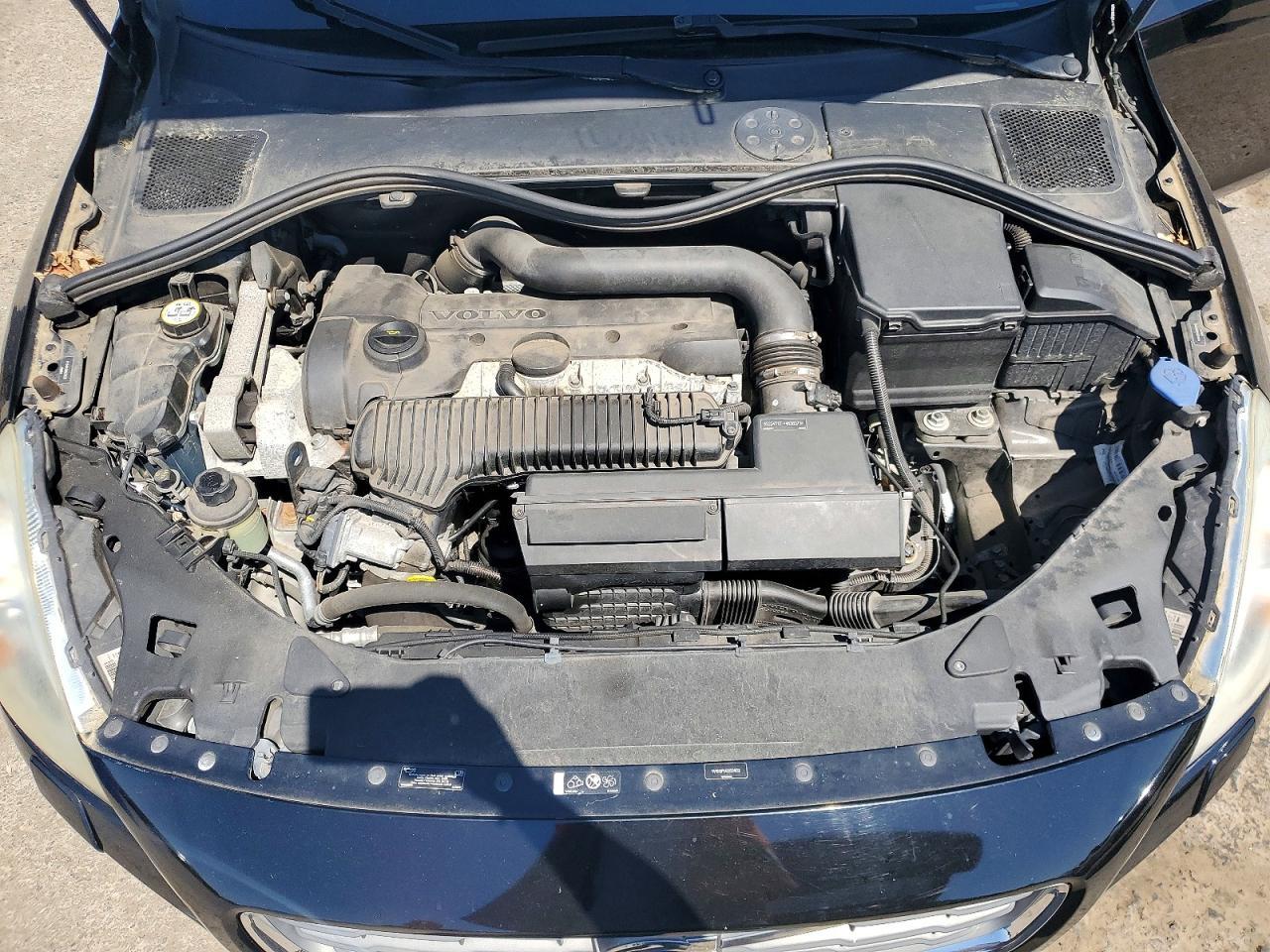 2013 VOLVO S60