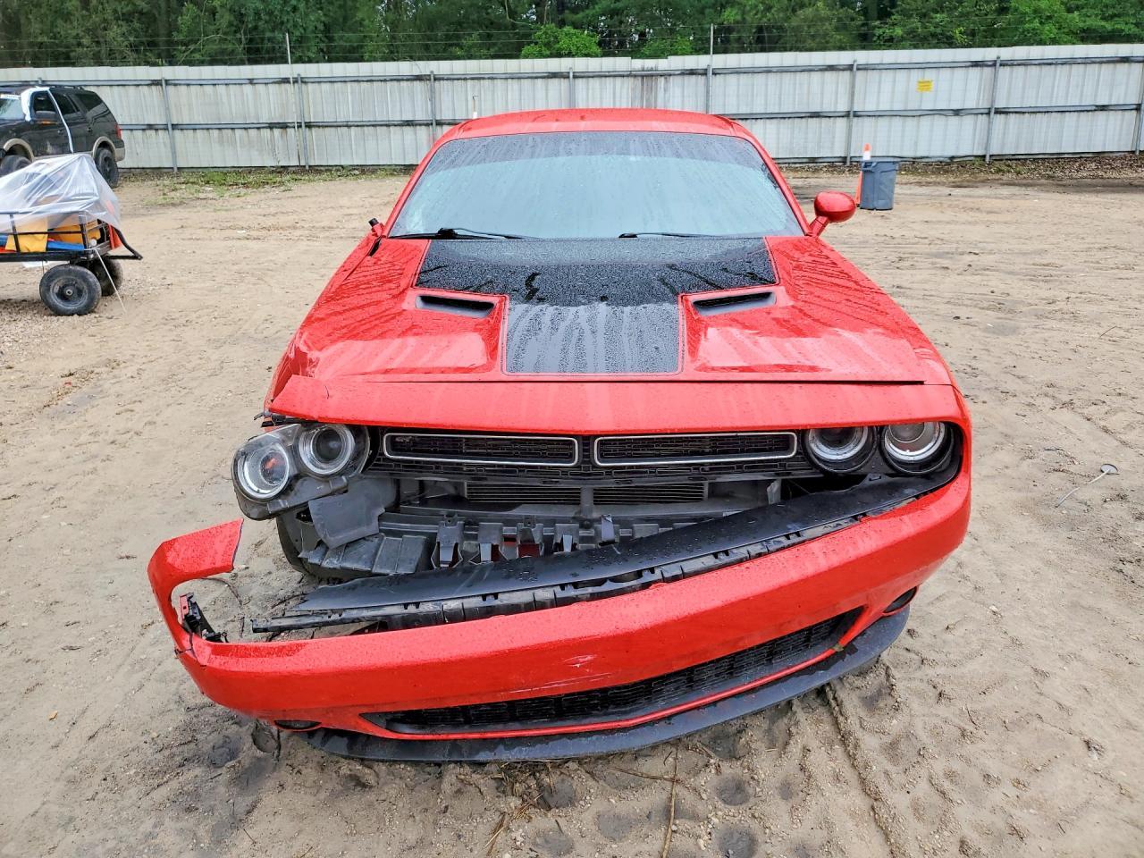 2017 DODGE Challenger