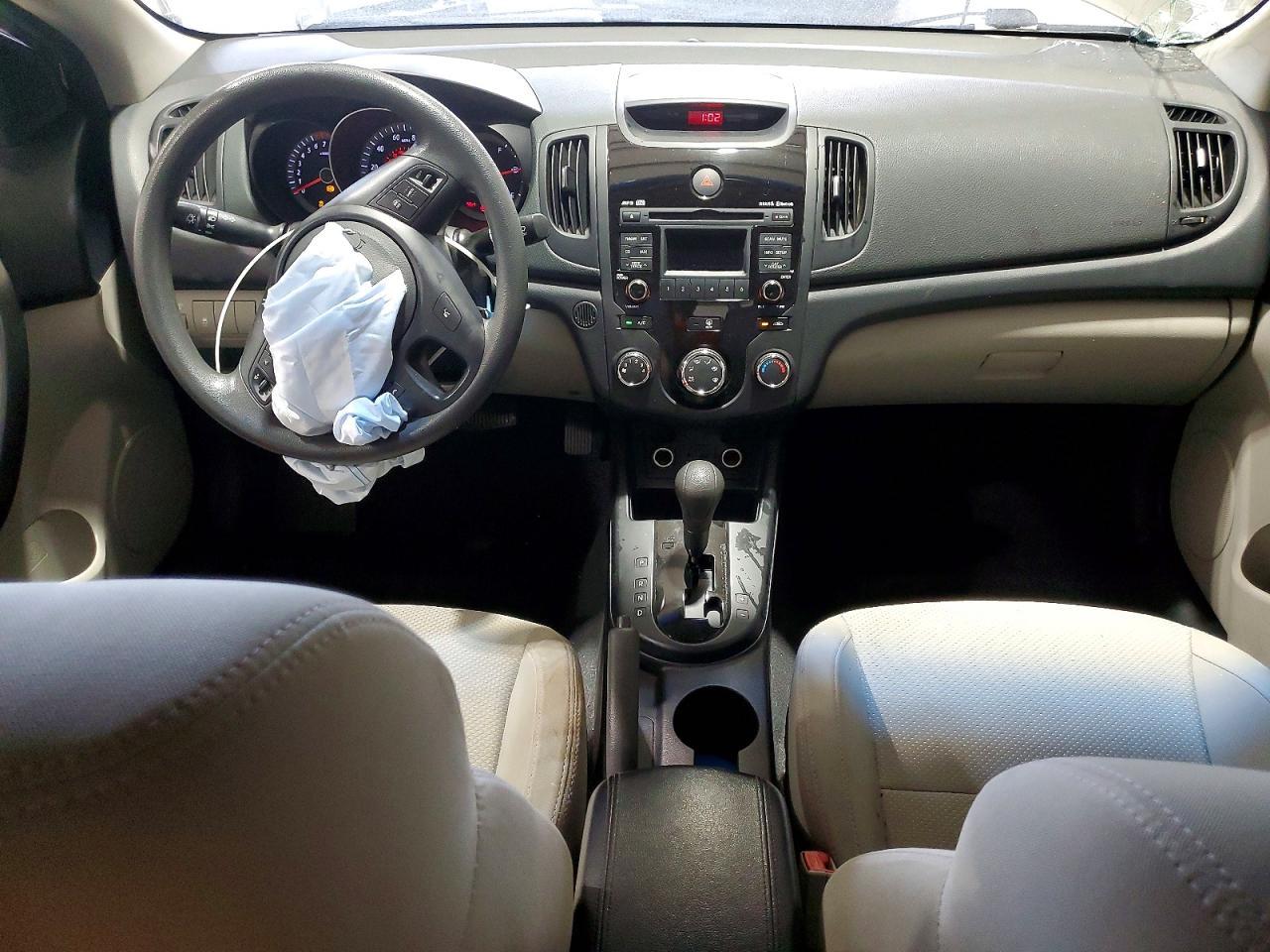 2010 KIA FORTE
