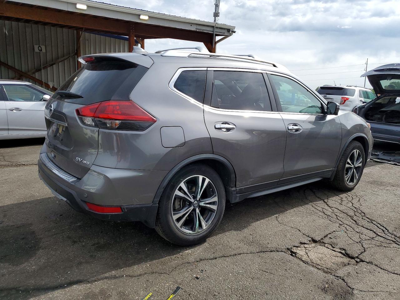 2019 NISSAN ROGUE