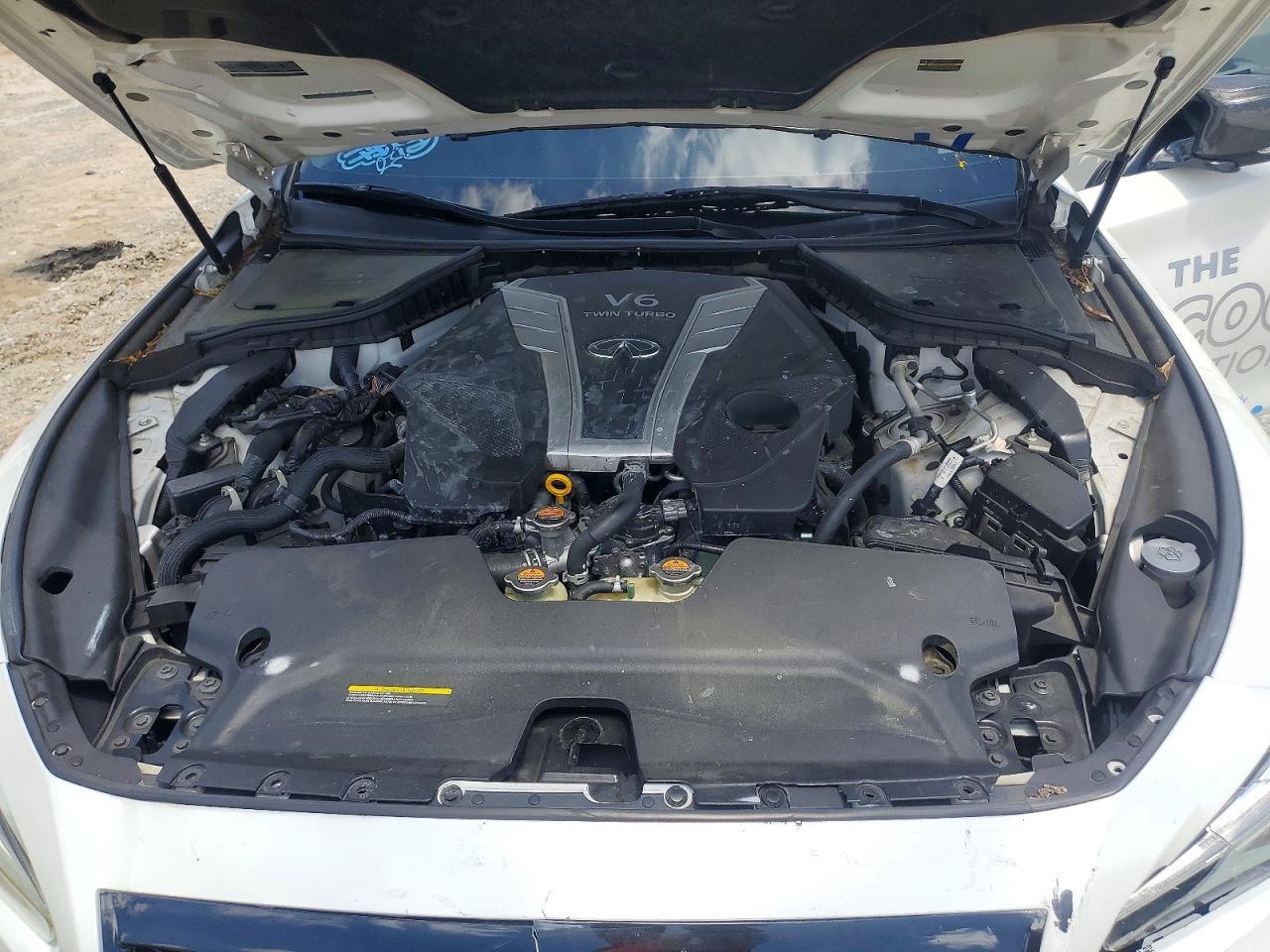 2016 INFINITI Q50