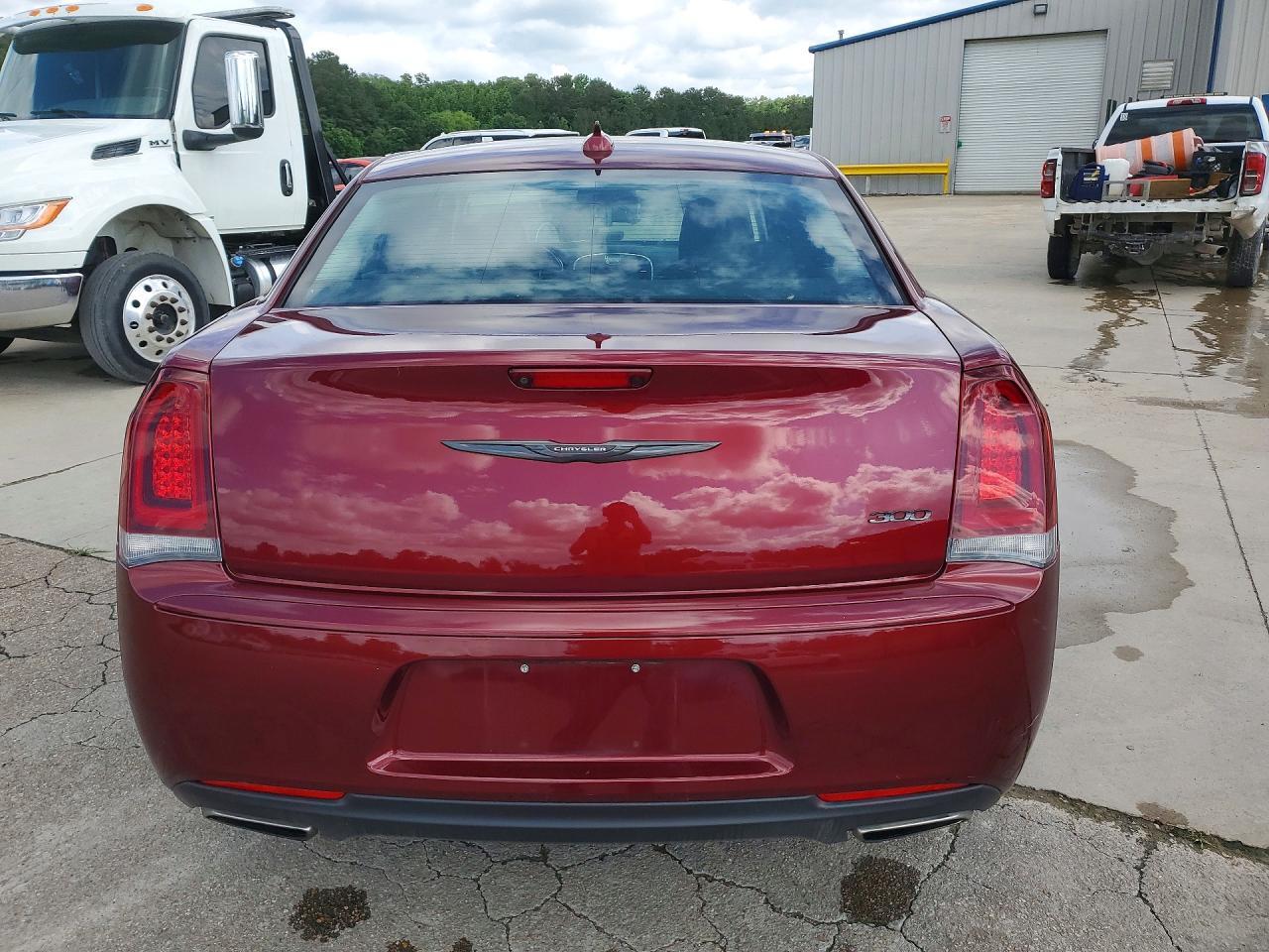 2021 CHRYSLER 300