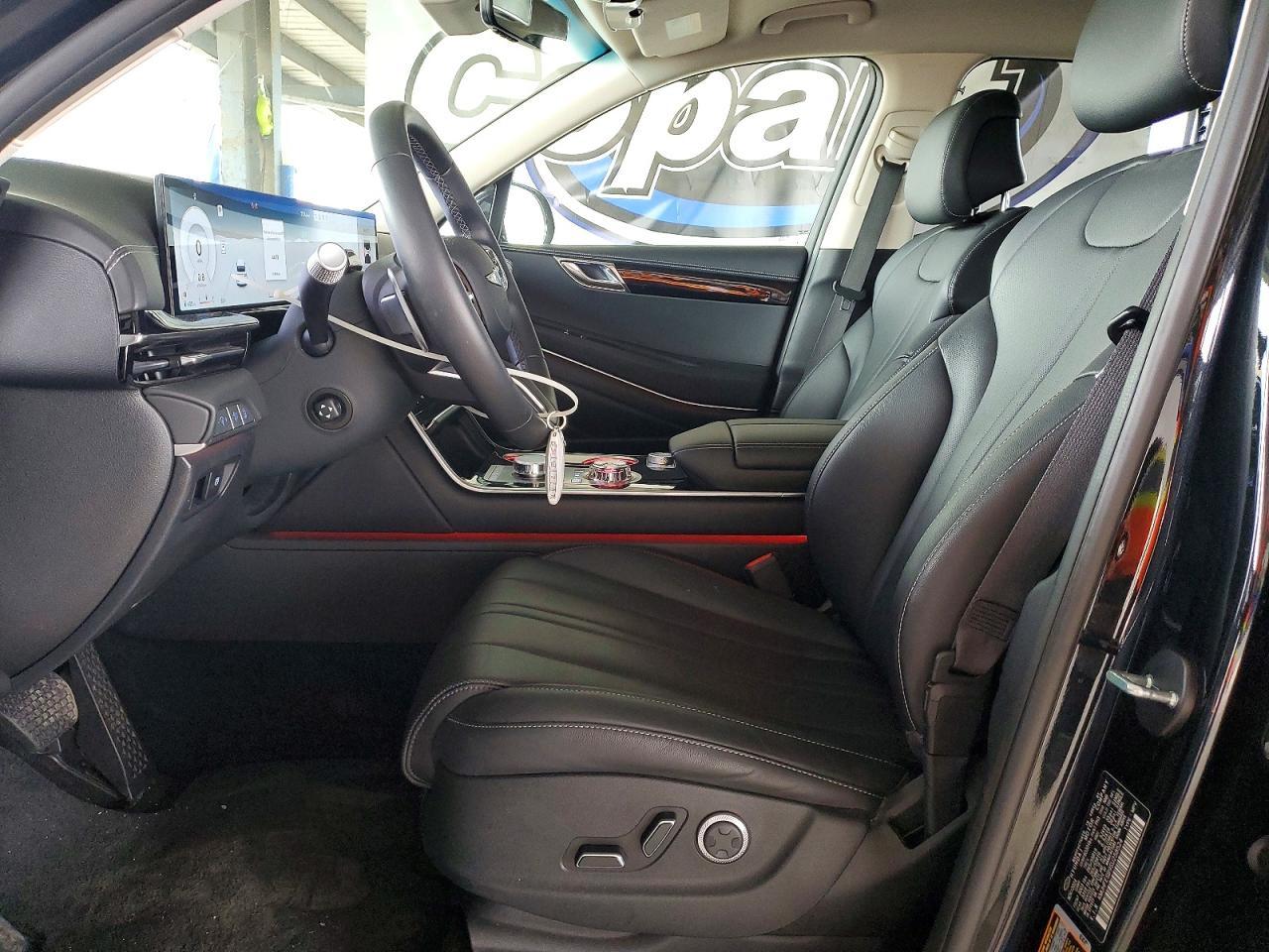 2025 GENESIS GV80