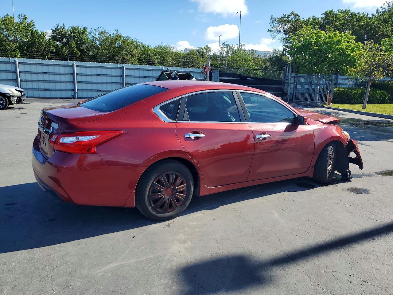 2017 NISSAN ALTIMA