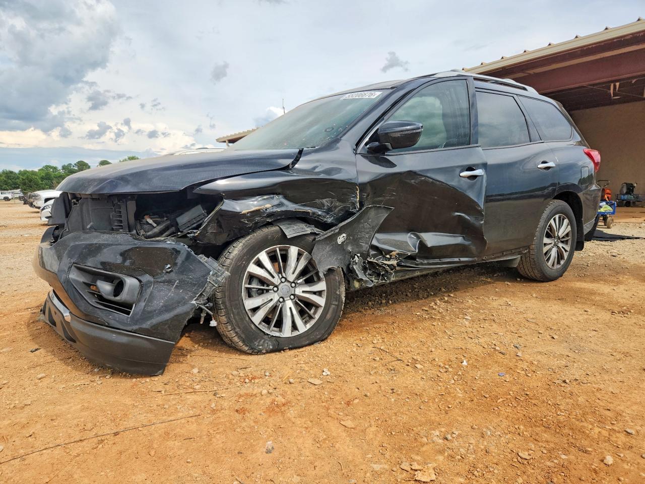 2018 NISSAN PATHFINDER