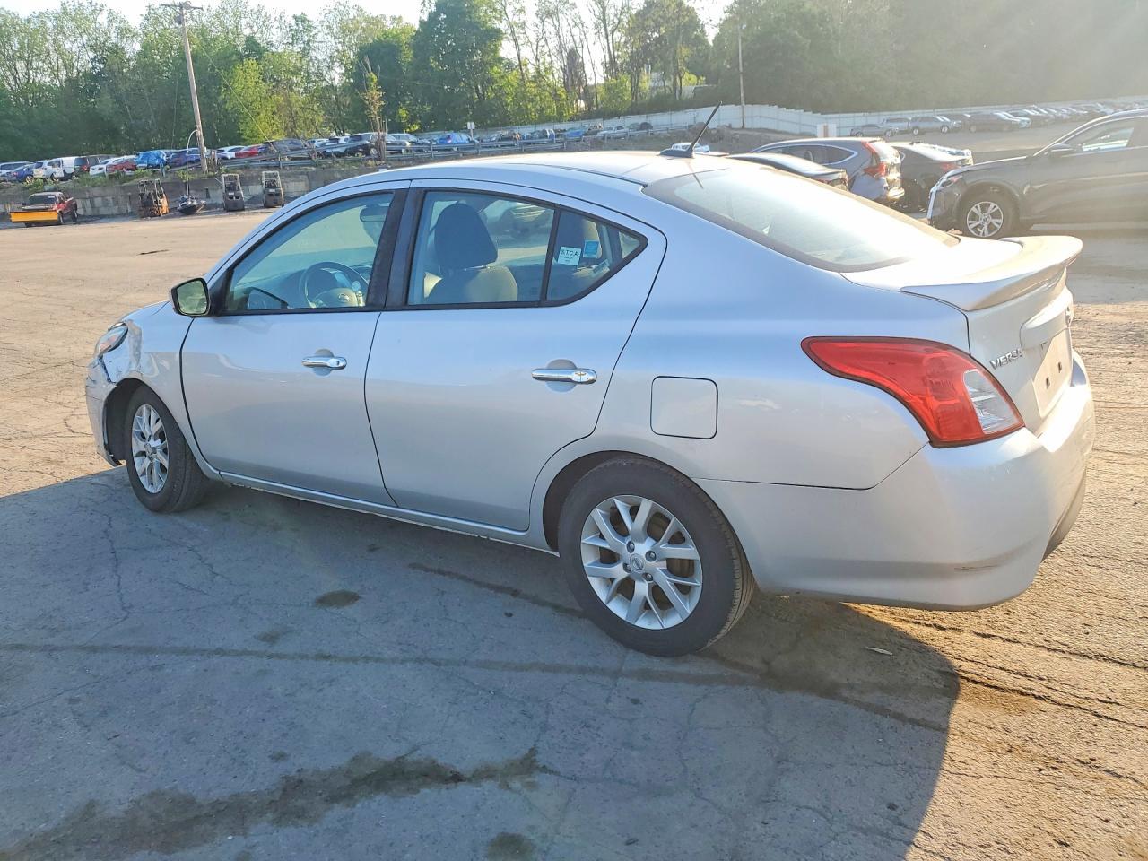 2018 NISSAN VERSA