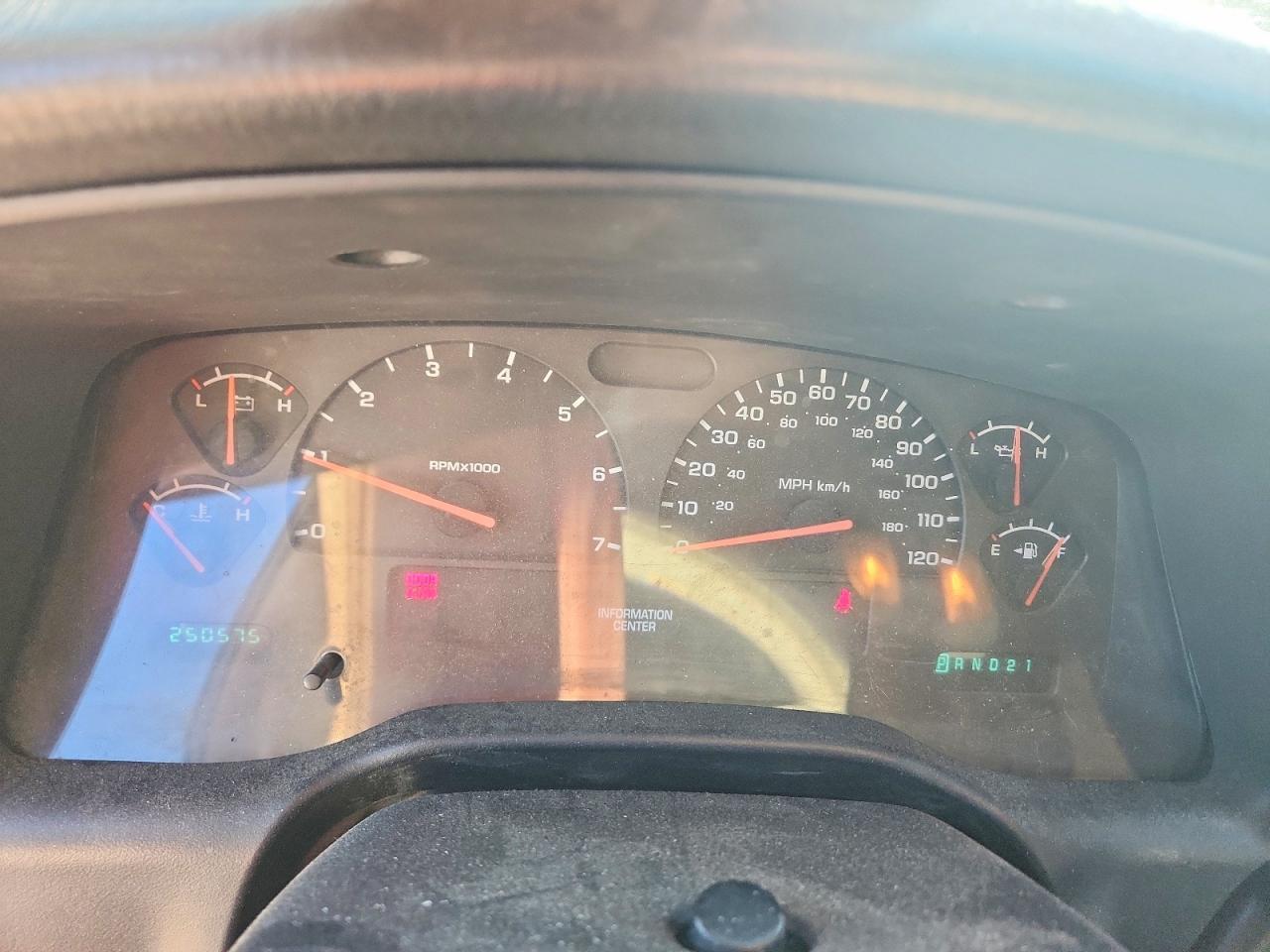 2004 DODGE Dakota