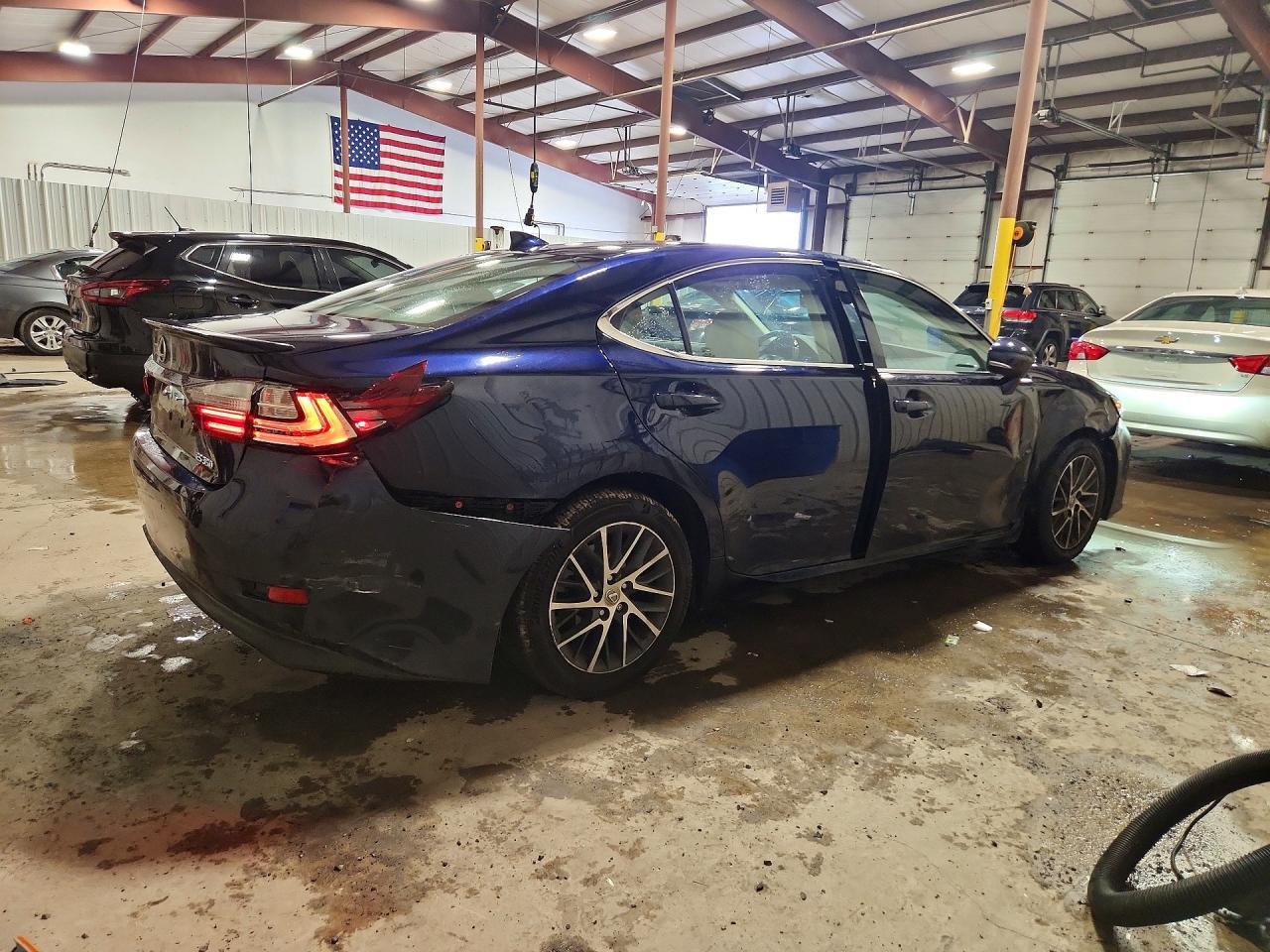 2017 LEXUS ES 350