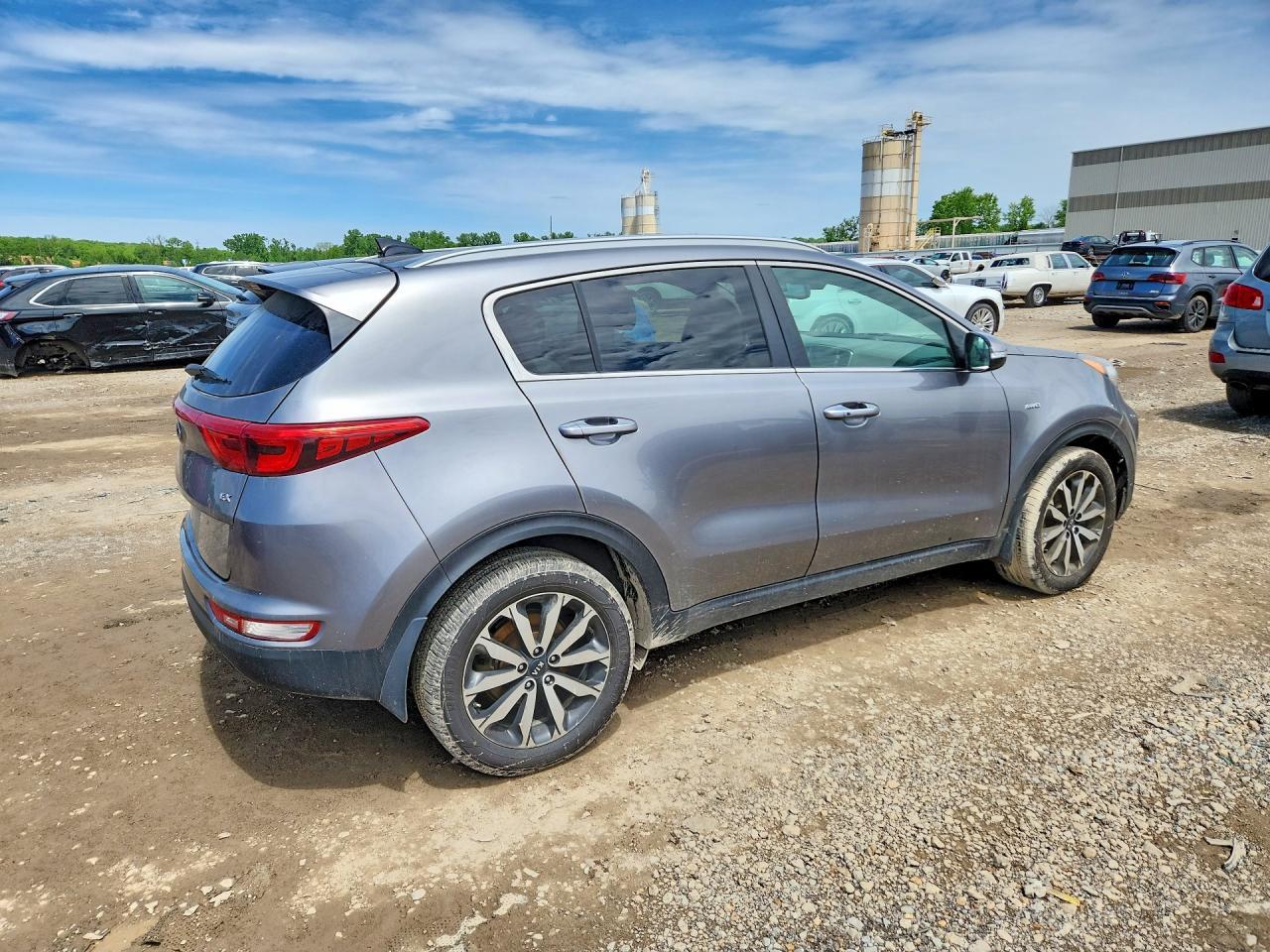 2017 KIA SPORTAGE