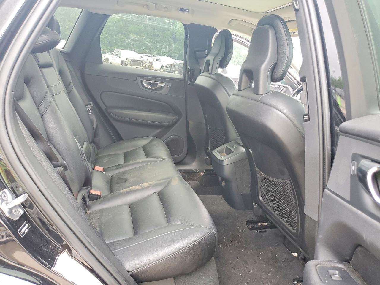 2019 VOLVO XC60