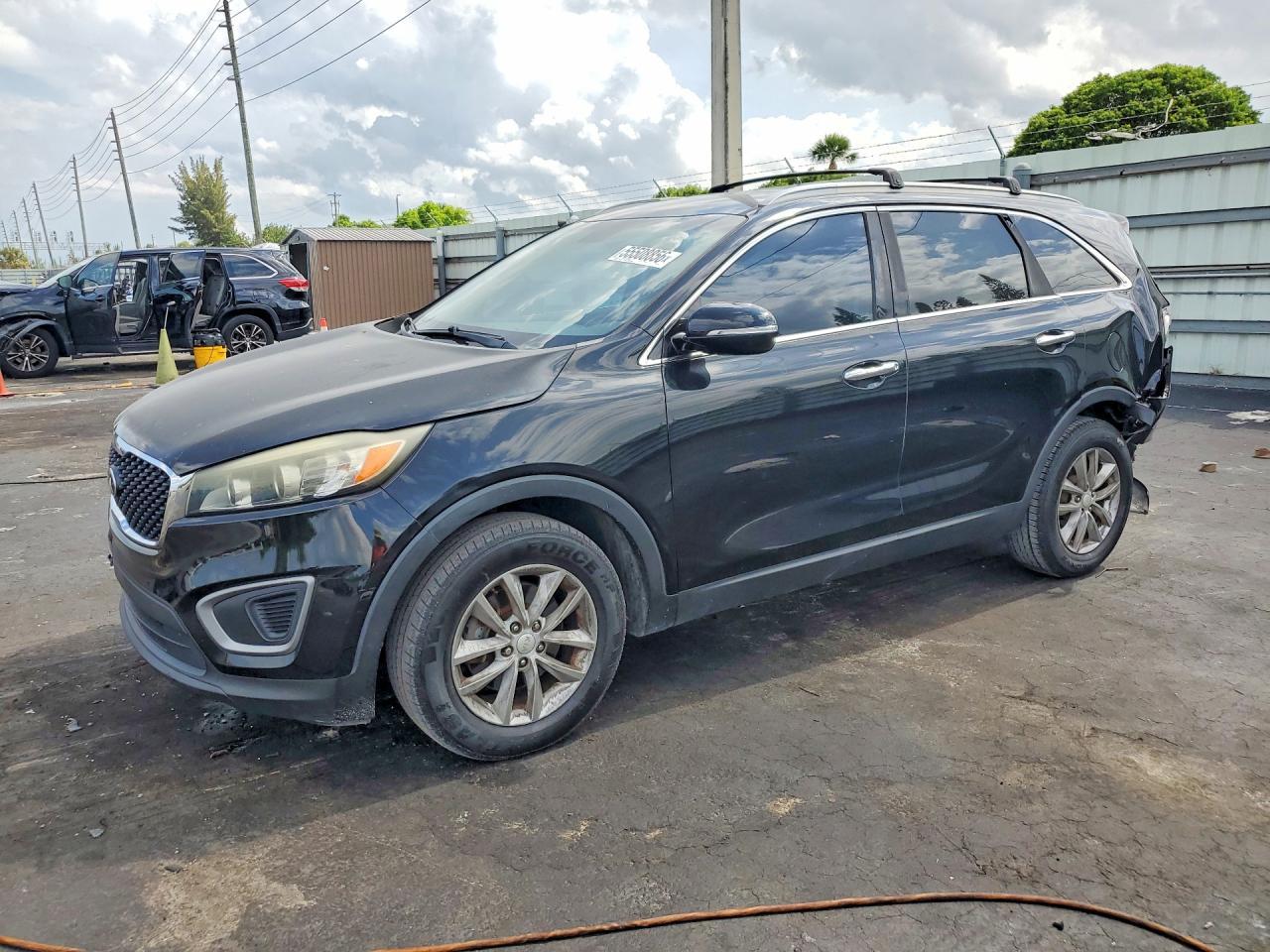 2016 KIA SORENTO