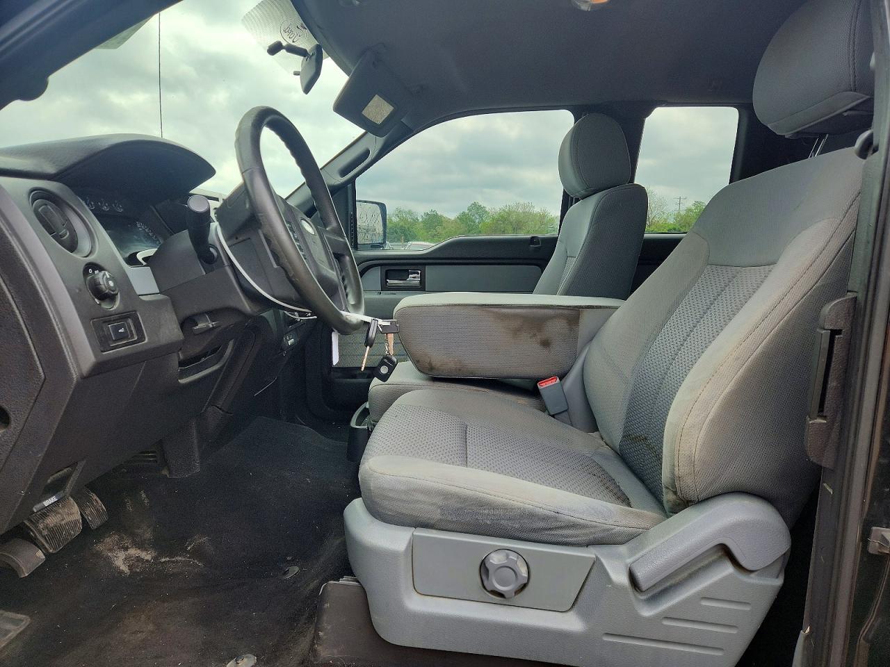 2013 FORD F-150