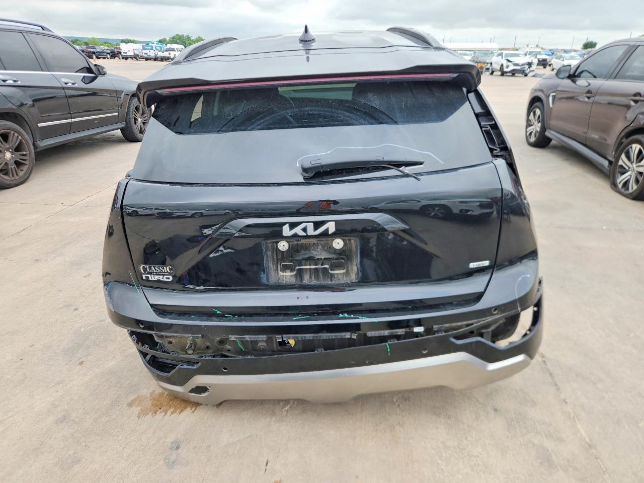2023 KIA Niro
