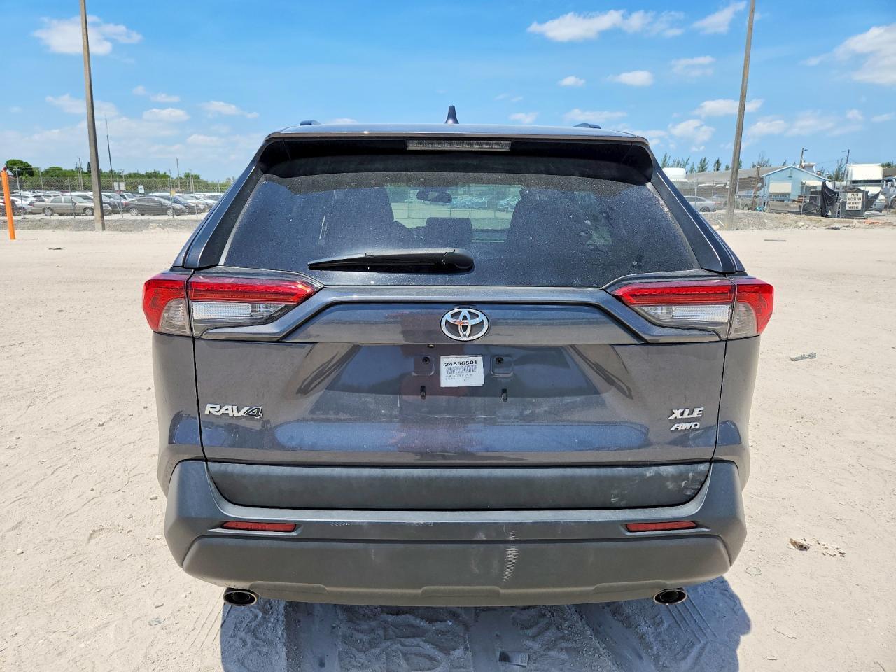 2020 TOYOTA RAV4